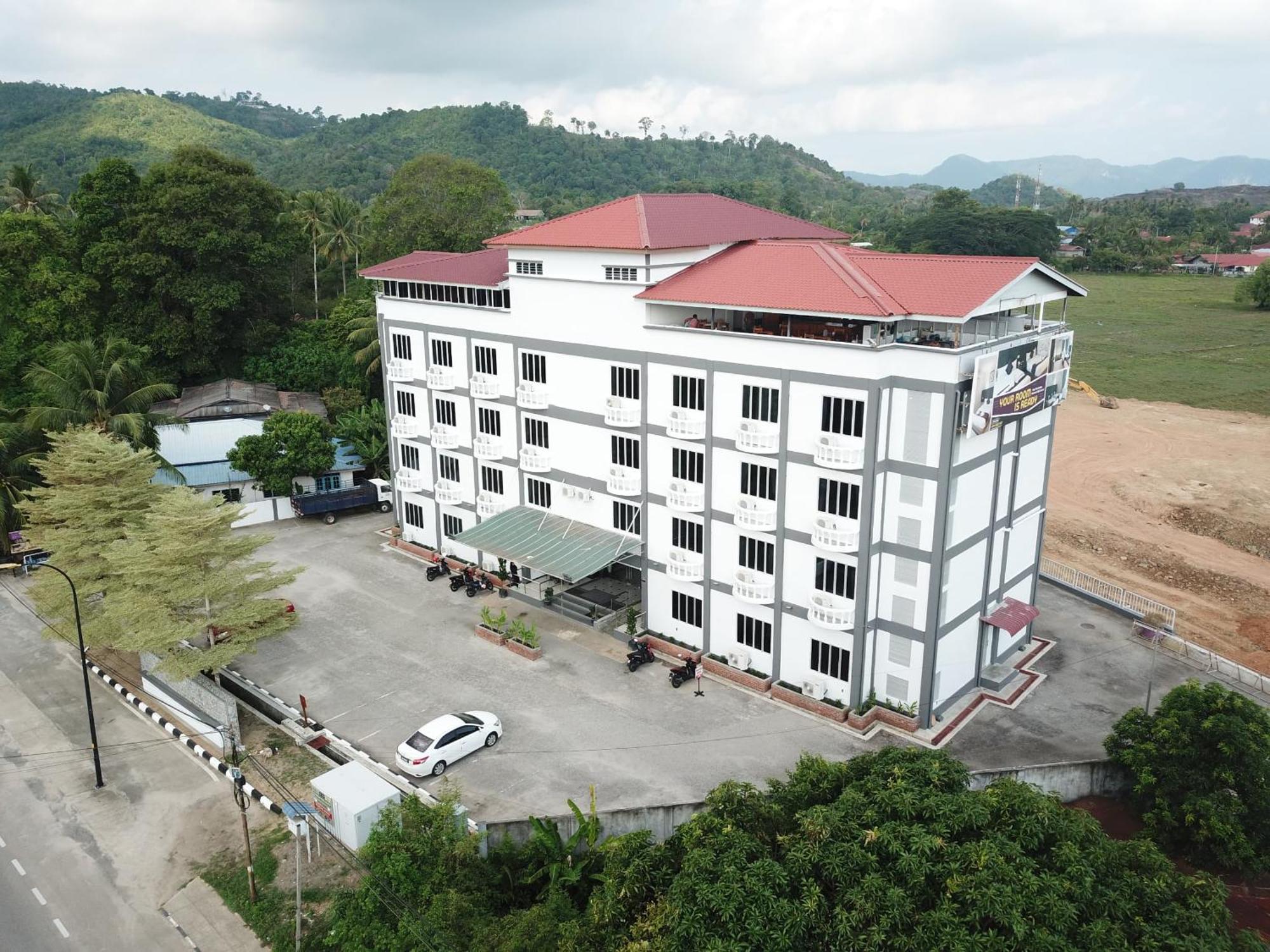 Salsa Resort Langkawi By Casa Loma Pantai Cenang  Exterior photo